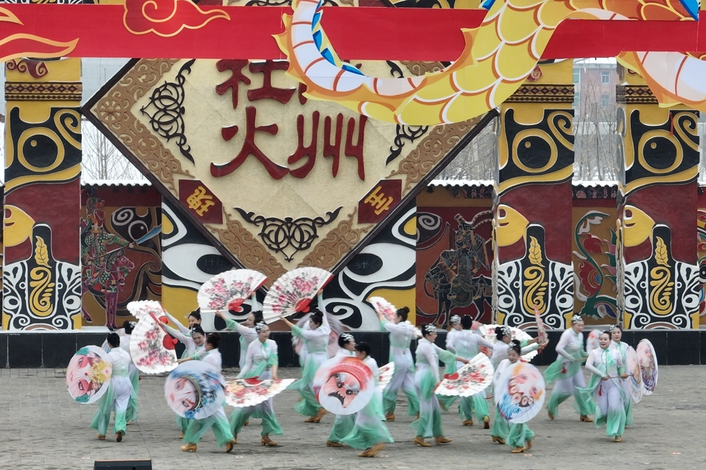 2024年“我们的节日—陇州社火过大年”暨全省民间社火展演活动开幕