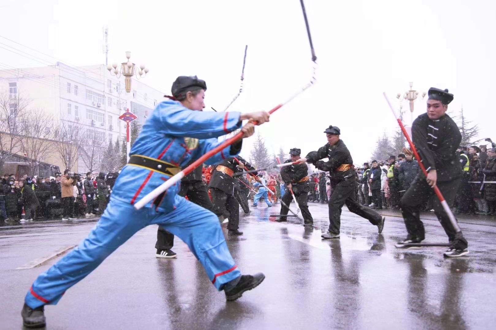 2024年“我们的节日—陇州社火过大年”暨全省民间社火展演活动开幕